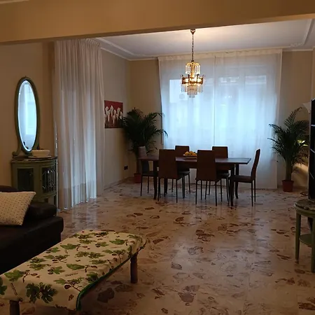 Διαμέρισμα Maison Debora Whit Garage Κατάνια